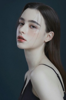 女人的颜色大结局简介